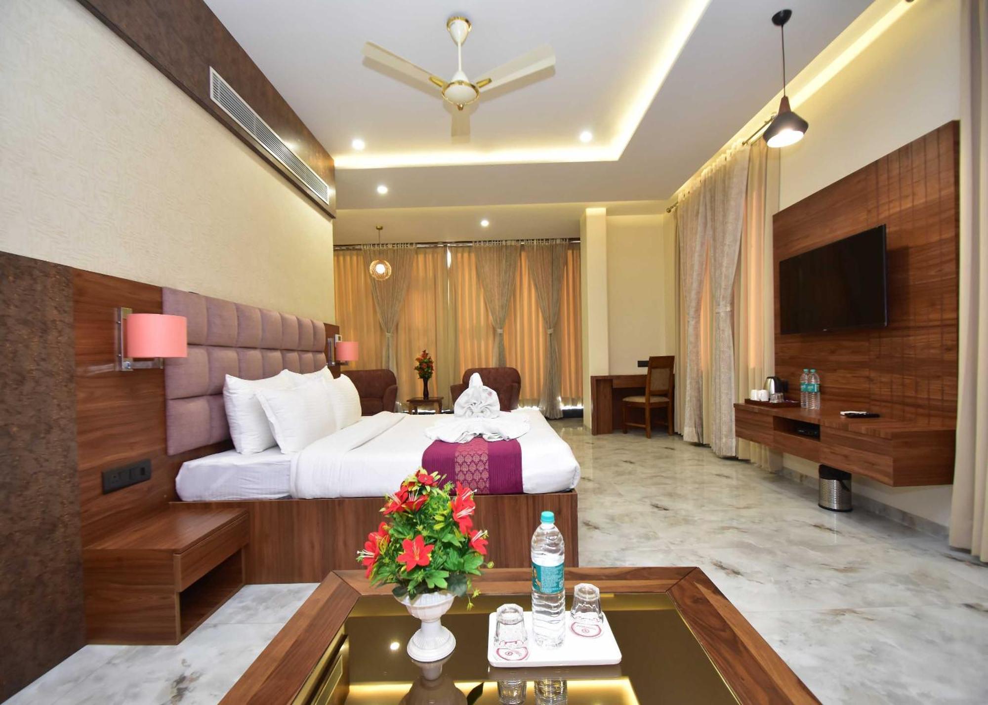 Hotel Shyamleela Khātu Dış mekan fotoğraf