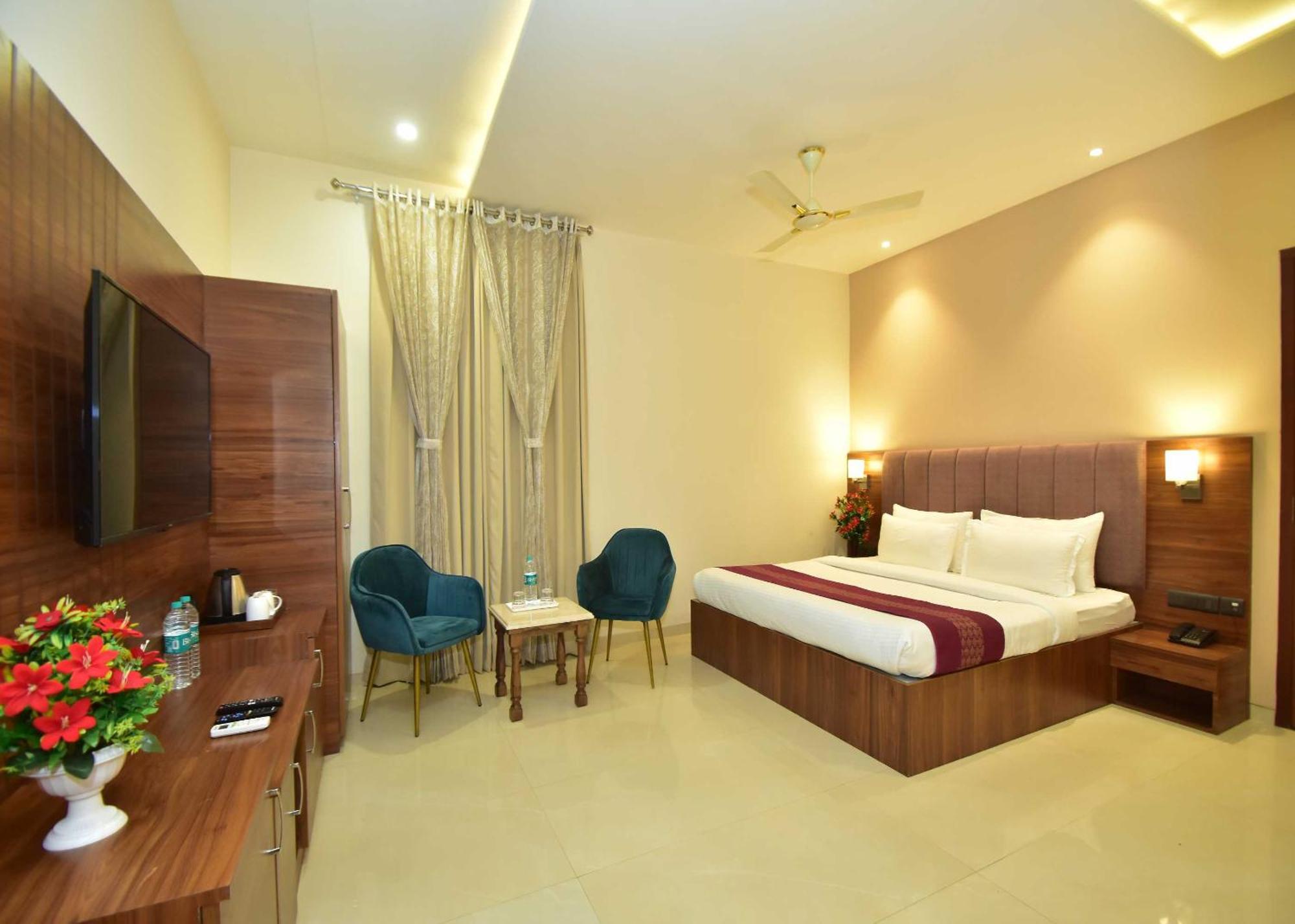Hotel Shyamleela Khātu Dış mekan fotoğraf