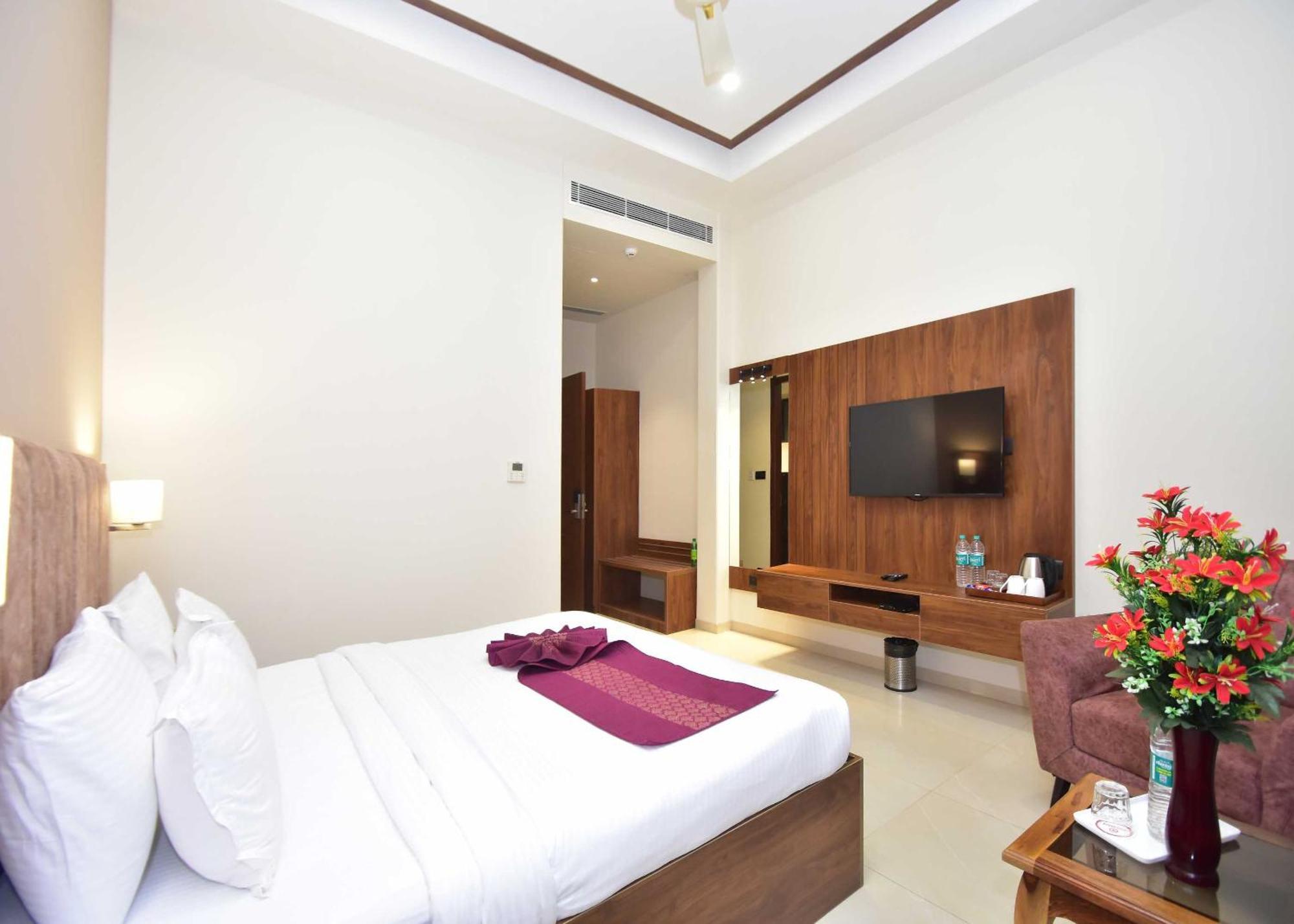 Hotel Shyamleela Khātu Dış mekan fotoğraf