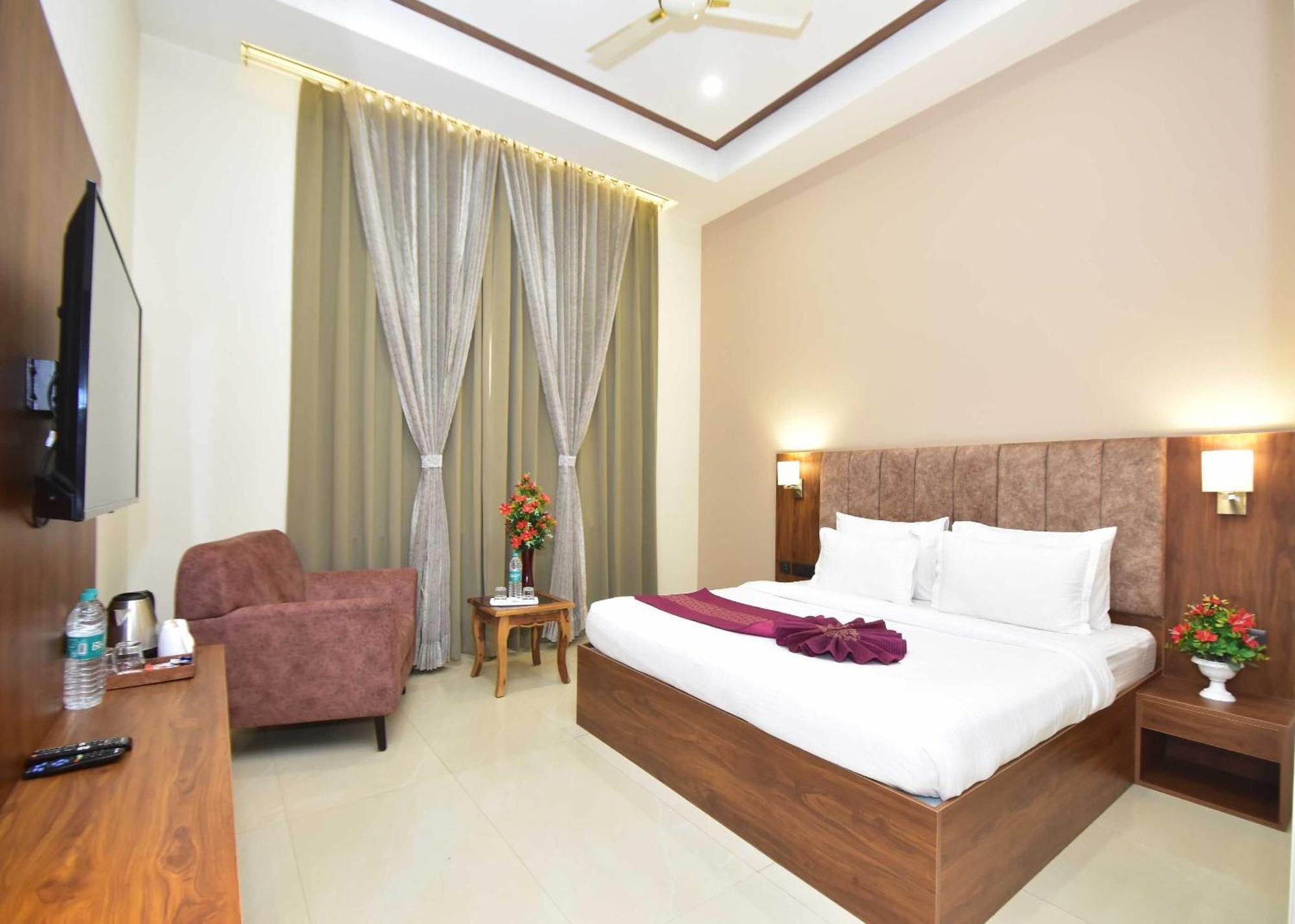 Hotel Shyamleela Khātu Dış mekan fotoğraf