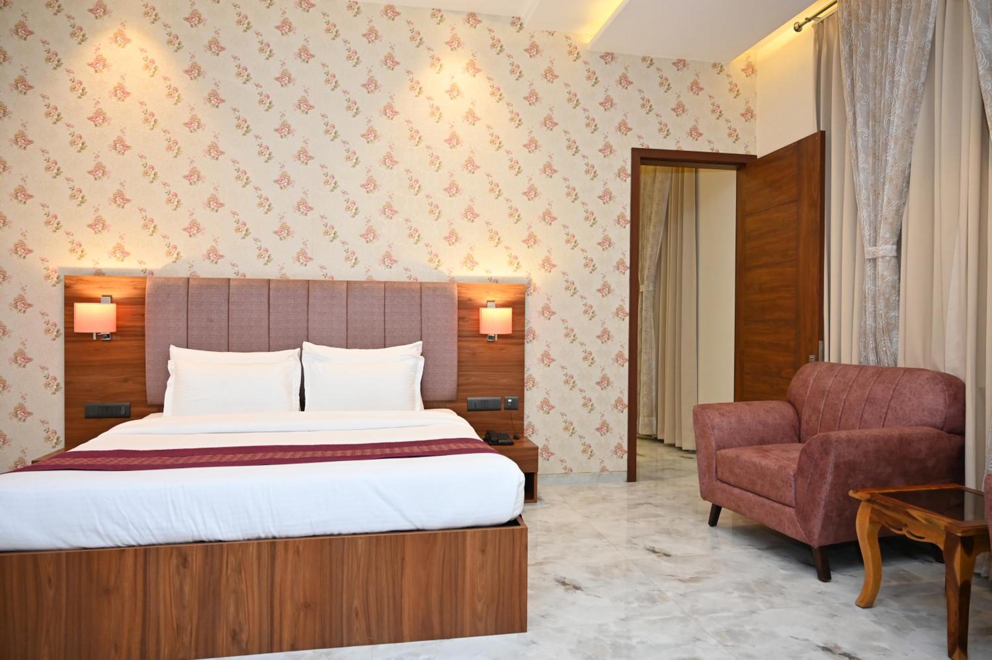 Hotel Shyamleela Khātu Dış mekan fotoğraf