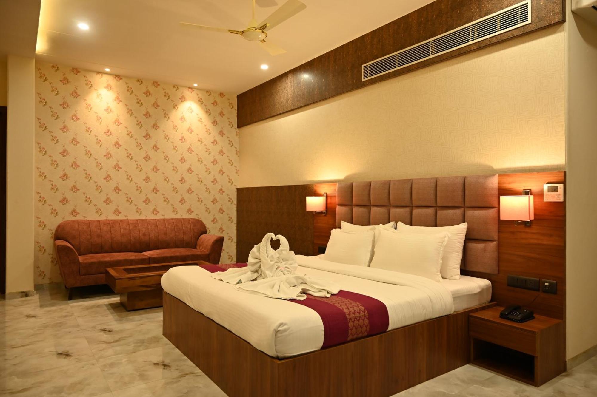 Hotel Shyamleela Khātu Dış mekan fotoğraf